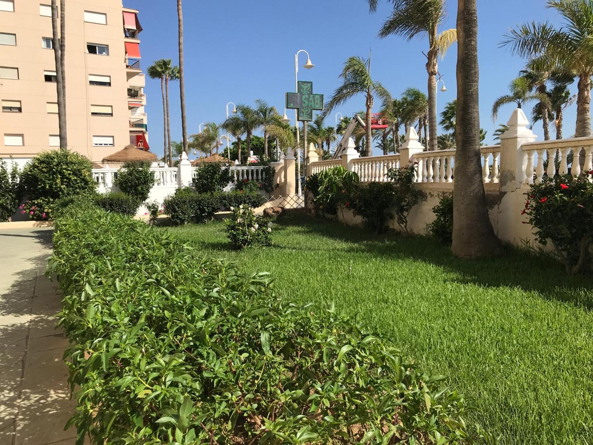Apartamento 2 Dormitorios En Primera Linea De Playa San Cristobal Almunecar Ngoại thất bức ảnh